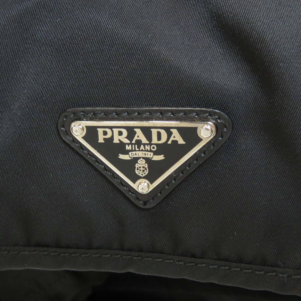 prada标志牌背包daypack女士