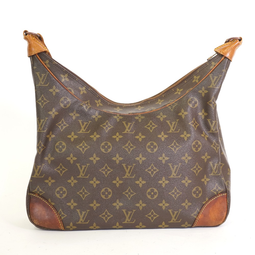 Does Louis Vuitton Monogram Fade