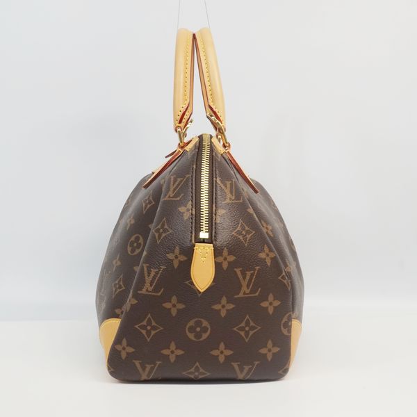 lv retiro pm size