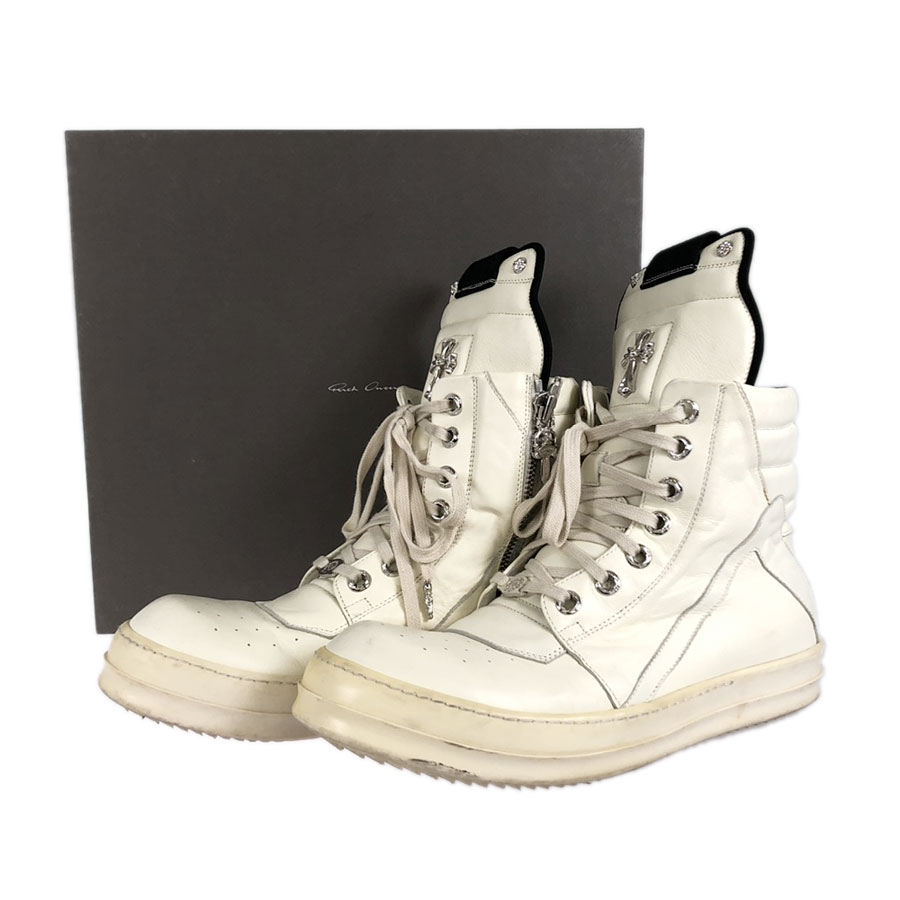 mens patent leather chelsea boots