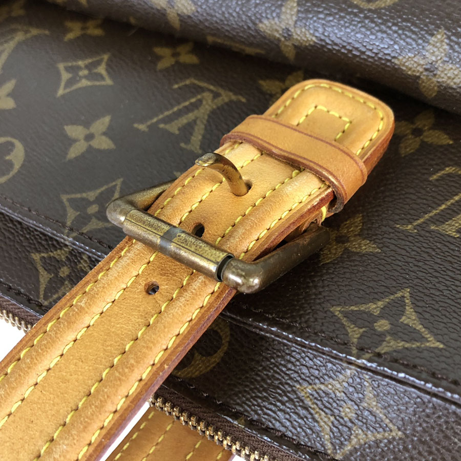 Louis Vuitton LOUIS VUITTON Monogram Pochette Cite Shoulder Pouch Bag  M51183 | eLADY Globazone