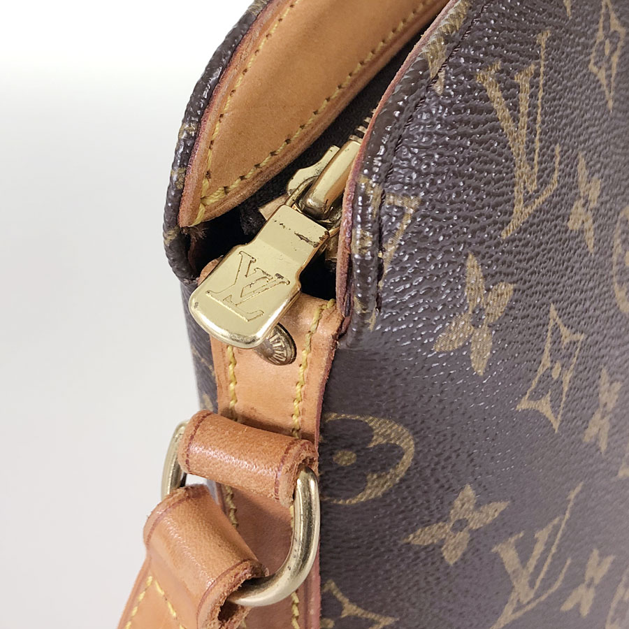 Auth Louis Vuitton Monogram Drouot Cross Body Shoulder Bag M51290