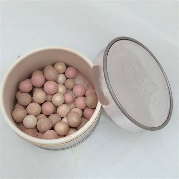 ゲラン フェイスパウダー B メテオリット ビーユ フェイス ボディパウダー バタフライパール 化粧品 中古 コスメ All Shop Ob ー ブラモ 欲しいブランド品がすぐ見つかる ネット通販サイト