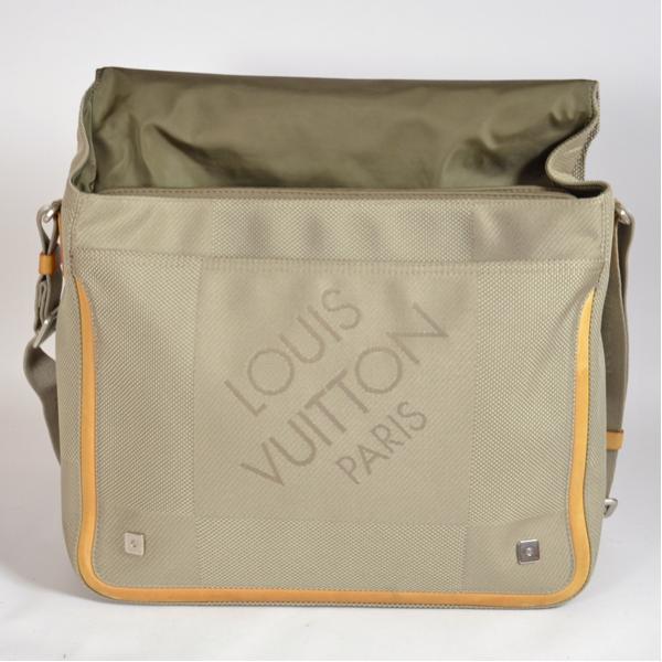 LOUIS VUITTON / Louis Vuitton / Damier Jean / Messager / M93031 / shoulder bag [pre-owned] [ ー ...