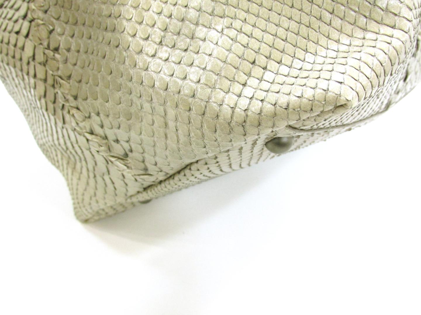 bottega veneta bottega veneta波士顿包象牙白蟒[上一页] [等级b]