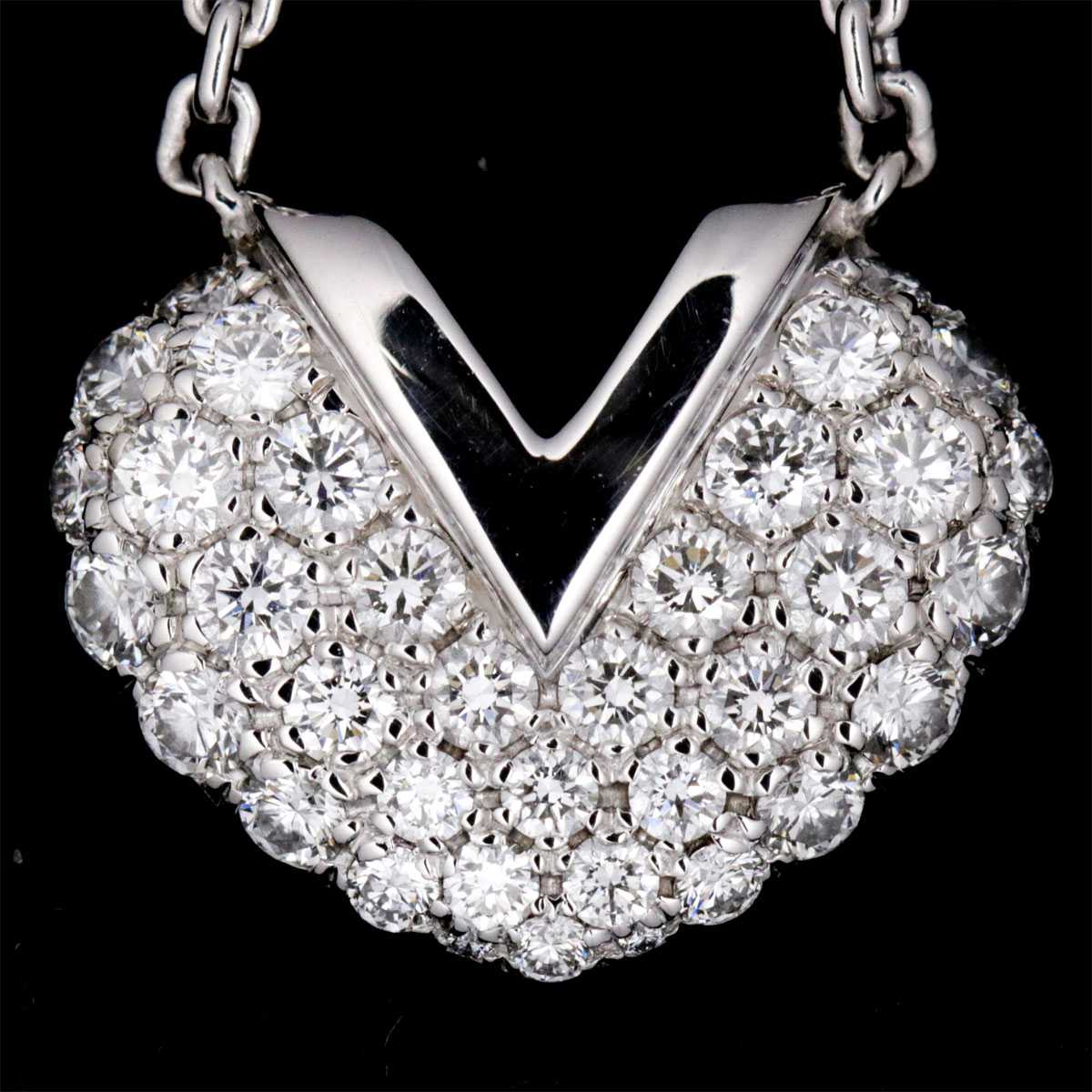Louis Vuitton V Heart Diamond Necklace K18WG 41cm 18 Gold White Gold 750 LOUIS VUITTON [BJ] ★ ー ...