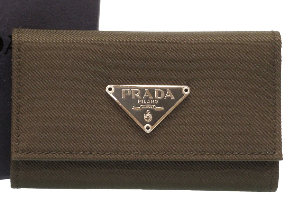 プラダprada 三角プレート M222 キーケース ナイロン ナイロン カーキ 0350 メンズ ー ブラモ 欲しいブランド品がすぐ見つかる ネット通販サイト