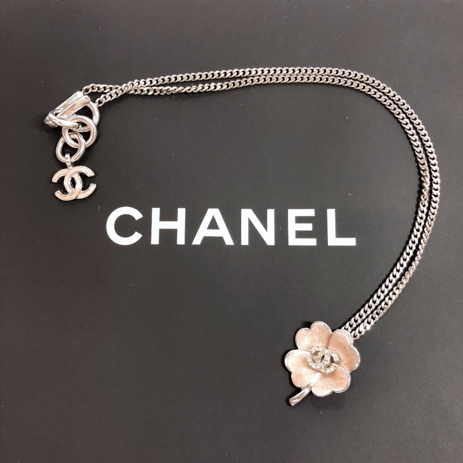 CHANEL ブレスレット 2018クルーズ ライトゴールド vintage アイテム