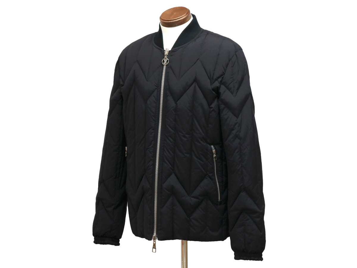 Louis Vuitton Padded Nylon Jacket BLACK. Size 50