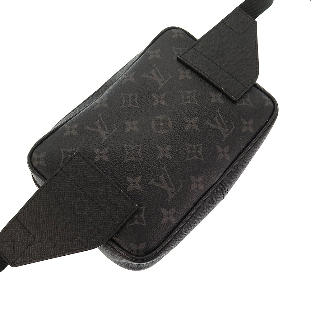 LOUIS VUITTON bum bag outdoor M30245 Taiga leather canvas Black Used mens  Noir
