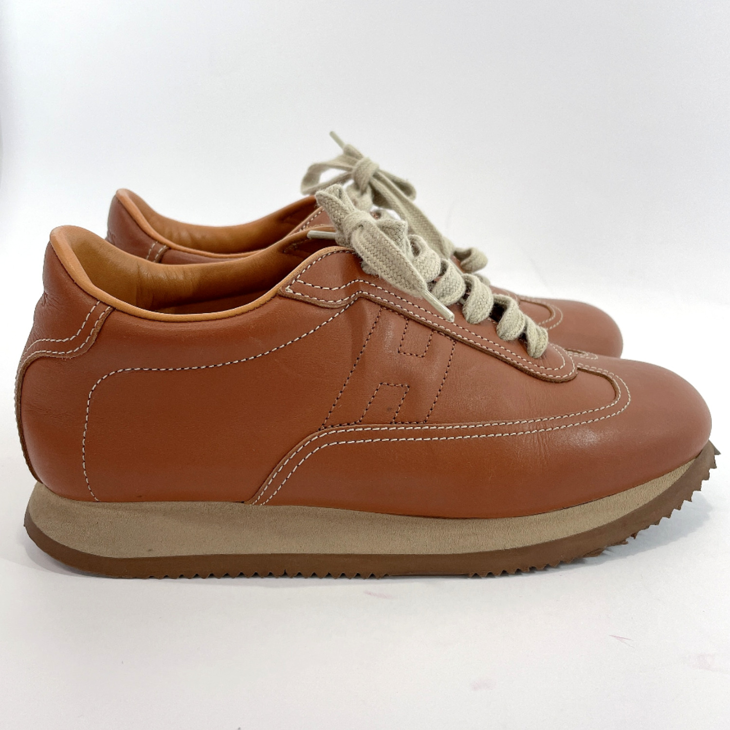 HERMES Calfskin Woolskin Womens Advantage Sneakers 38.5 White 774679 | FASHIONPHILE