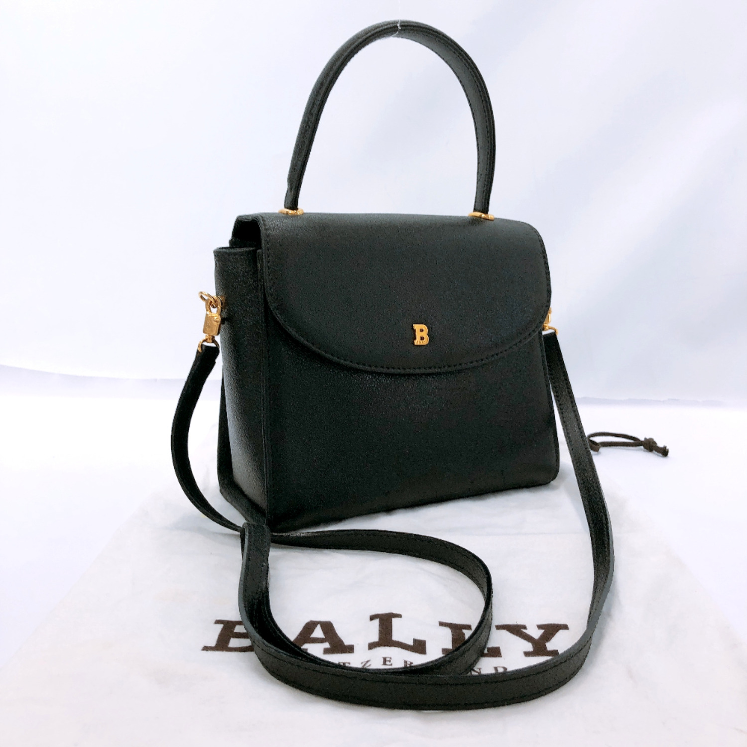 bally vintage shoulder bag