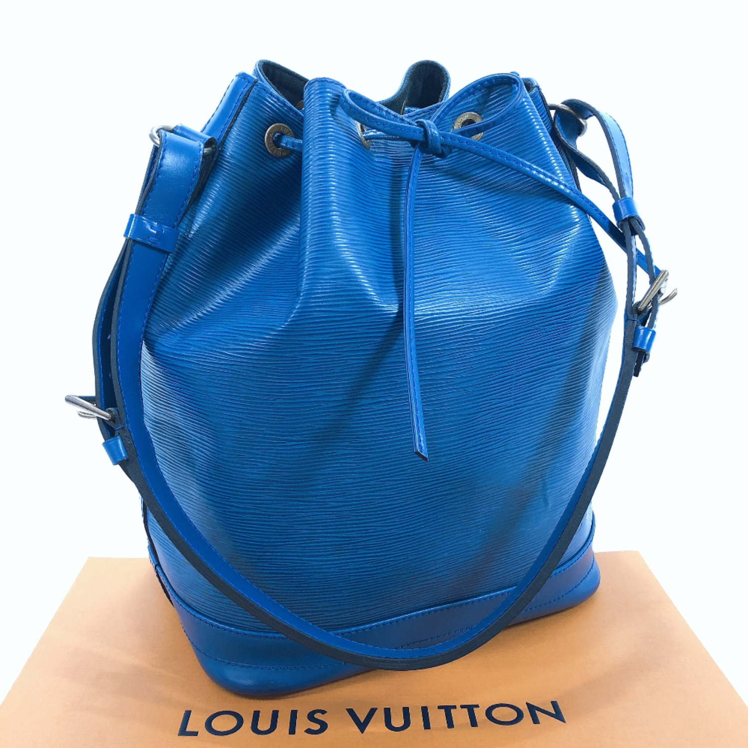 LOUIS VUITTON Shoulder Bag M44005 Vintage Noe Epi Leather Women | eBay