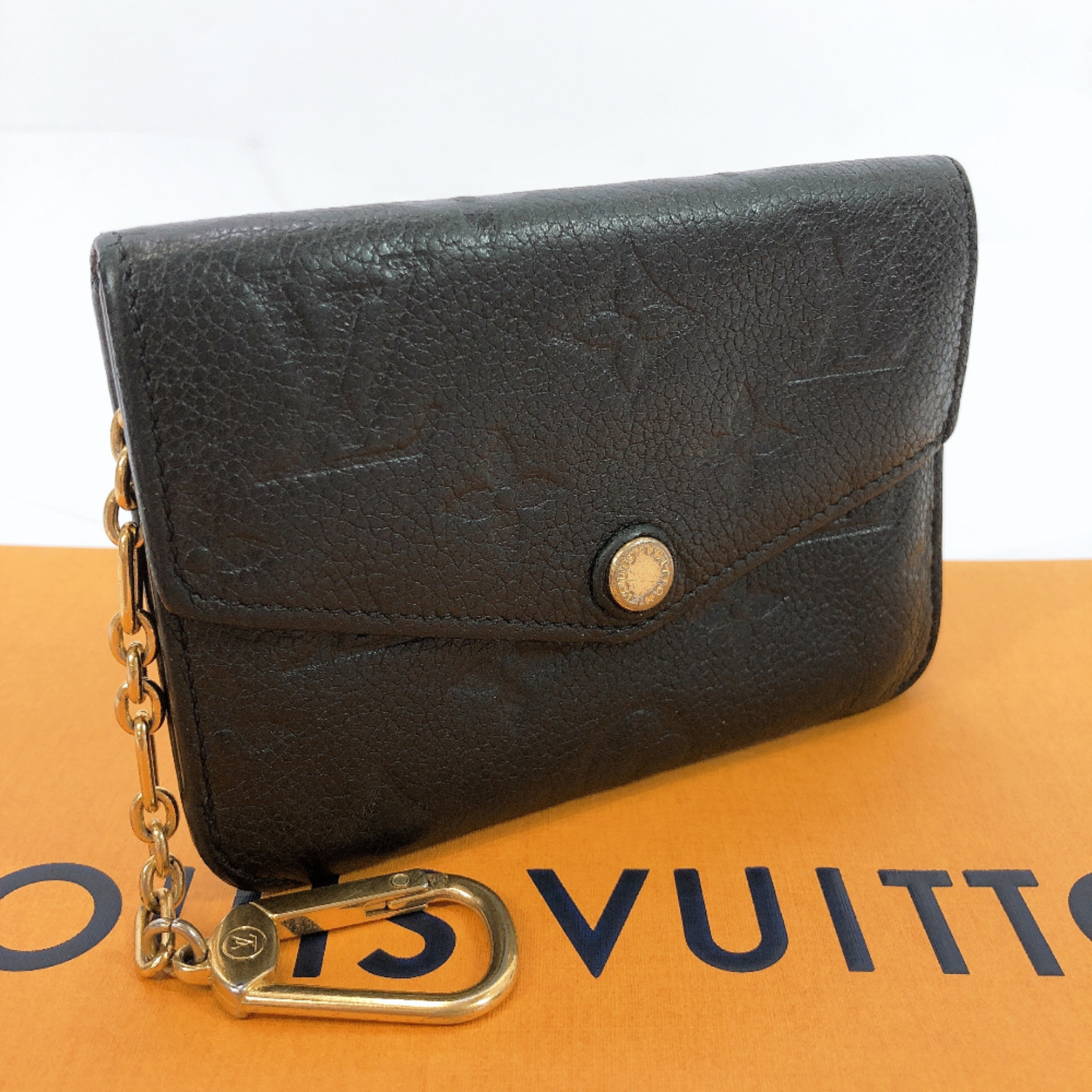 Louis Vuitton Beige Pochette Key Cles Keychain Change Monogram Vernis Coin  Pouch