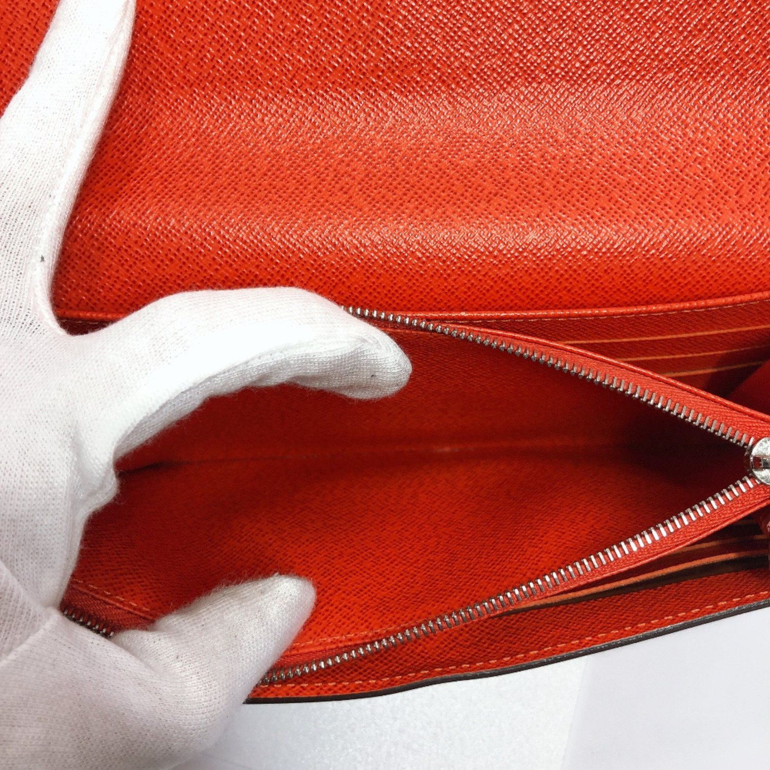 What Happens When Louis Vuitton Gets Wet