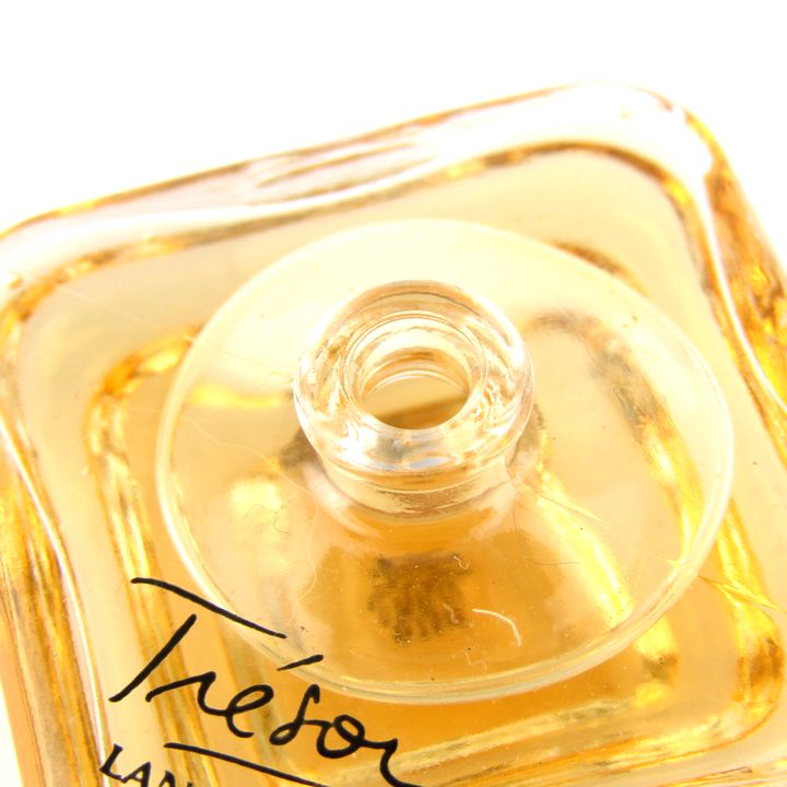 ランコム ミニ香水 トレゾァ Tresor オードパルファム EDP ほぼ未使用 フレグランス レディース 7.5mlサイズ LANCOME 【中古】｜ LANCOME｜店舗買取｜フレグランス＞香水｜USEDのアパレル通販サイト - SMASELL（スマセル）