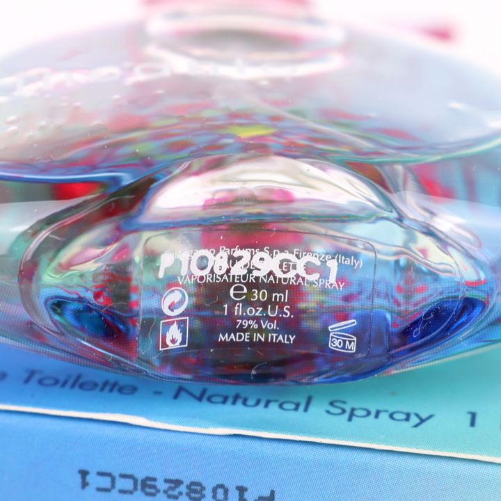 サルヴァトーレフェラガモ 香水 インカント チャーム オードトワレ EDT