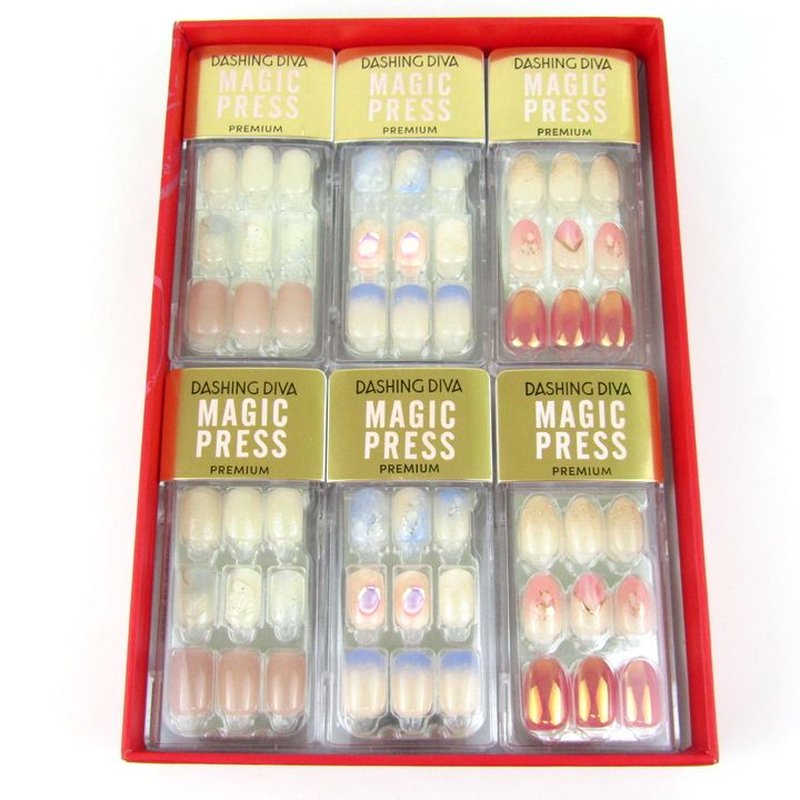 【新品未使用】6種セット　ダッシングディバ ネイルチップ ダッシングディバ マジックプレス ネイルチップ つけ爪 6点
