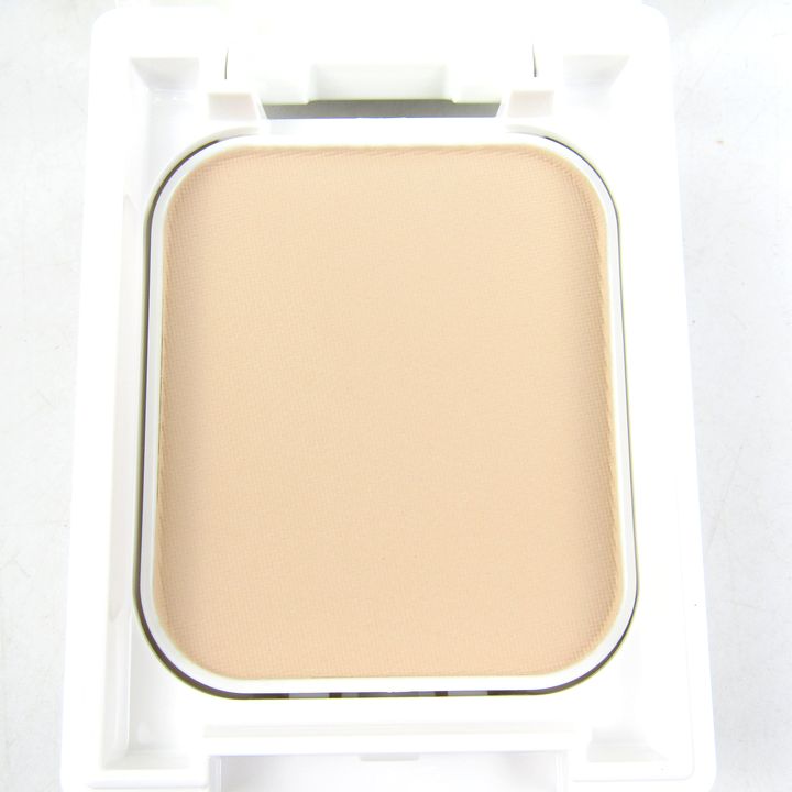 イハダ　薬用フェイスプロテクトパウダー　未使用 薬用フェイスプロテクトパウダー ⁄ イハダ(その他フェイスパウダー