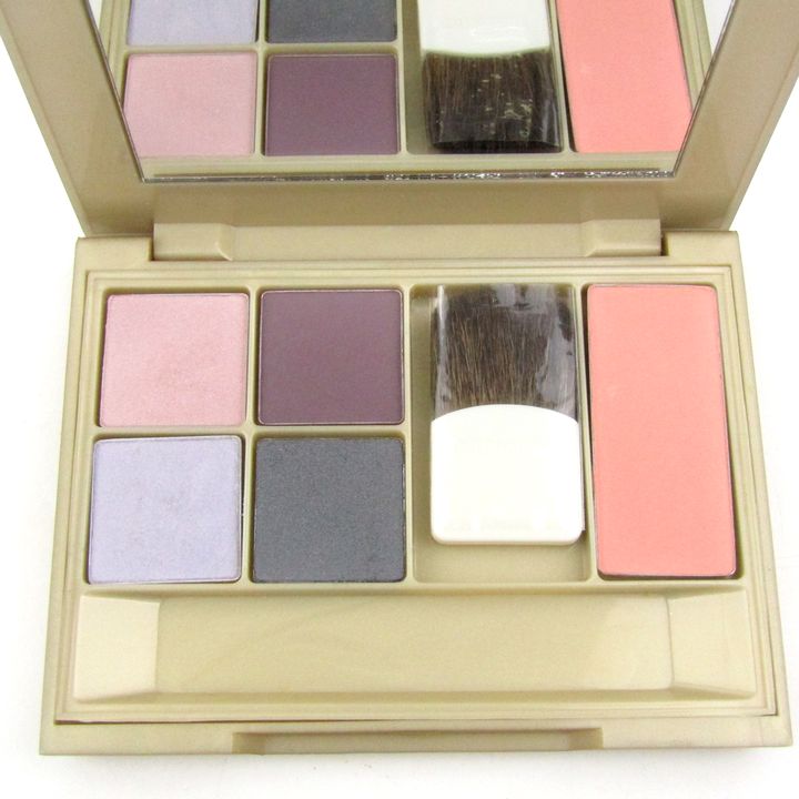 エスティーローダー アイシャドウ デラックスコンパクト 若干使用