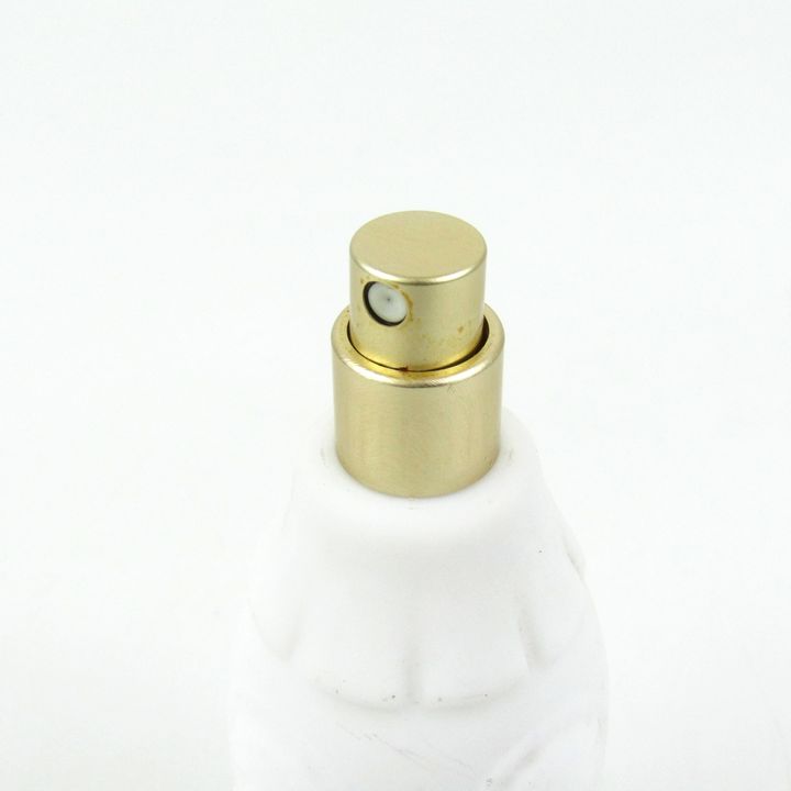 廃盤品　ヴェルサーチ　ホワイトジーンズ　オードトワレ　香水　75ml ヴェルサーチェ / ホワイトジーンズの商品情報｜美容・化粧品