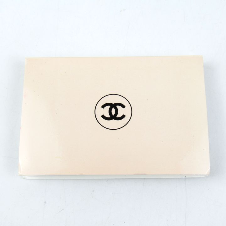 CHANEL ル　ブラン　ブライトニングコンパクトB10 シャネル ルブラン ブライトニングコンパクト ファンデーション