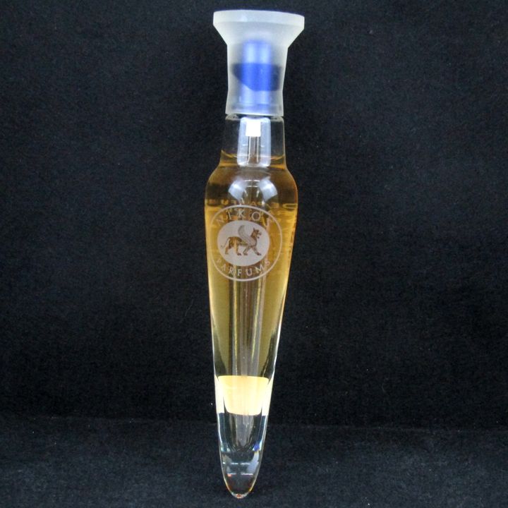 ニコス スカルプチャー オーデパルファム EDP 残半量以上 香水