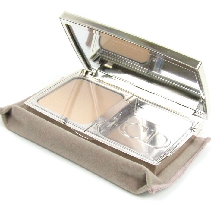 DIOR カプチュール トータル トリプル コレクティング パウダー