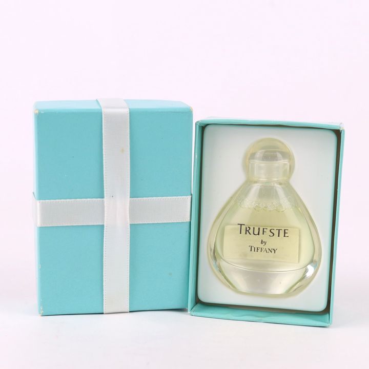 ティファニー ミニ香水 トゥルーエスト TRUESTE オーデパルファム EDP ほぼ未使用 レディース 7.5mlサイズ TIFFANY&Co.  【中古】｜TIFFANY&Co.｜店舗買取｜メイクアップ＞その他メイクアップ｜USEDのアパレル通販サイト - SMASELL（スマセル）