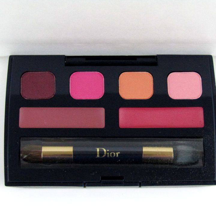 ディオール ミニメイクパレット 05 未使用 アイシャドウ 口紅 コスメ セット レディース 0.5g/1.1gサイズ Dior 【中古】｜Dior ｜店舗買取｜メイクアップ＞その他メイクアップ｜USEDのアパレル通販サイト - SMASELL（スマセル）