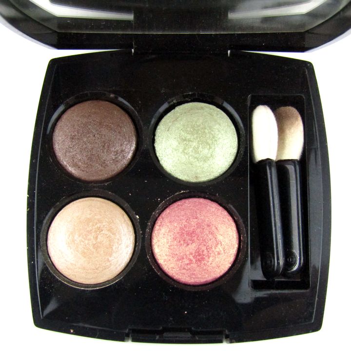 シャネル アイシャドウ レ キャトル オンブル 74 ニンフェア 若干使用