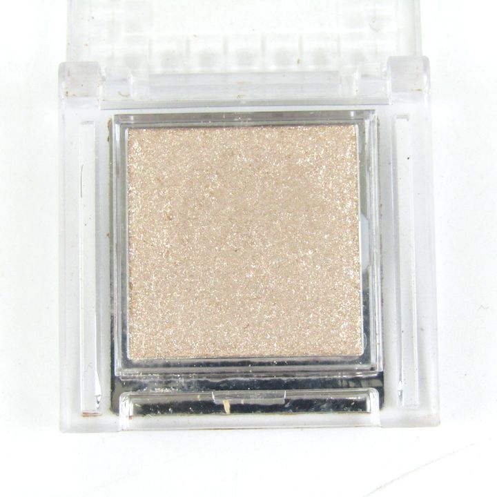 セザンヌ シングルカラーアイシャドウ 01 04 未使用有 2点セット  