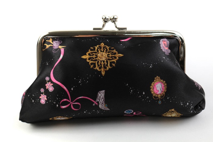 アナスイ ポーチ がま口 DOLLY GIRL ノベルティ 小物入れ ブランド レディース ブラック ANNA SUI 【中古】｜ANNA SUI ｜店舗買取｜財布/小物＞ポーチ｜USEDのアパレル通販サイト - SMASELL（スマセル）