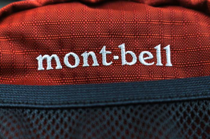 モンベル アタッチャブルポーチ ショルダーバッグ ブランド カバン 小物 メンズ オレンジ×ブルー mont-bell 【中古】｜mont-bell｜店舗買取｜財布/小物＞ポーチ｜USEDのアパレル通販サイト  - SMASELL（スマセル）