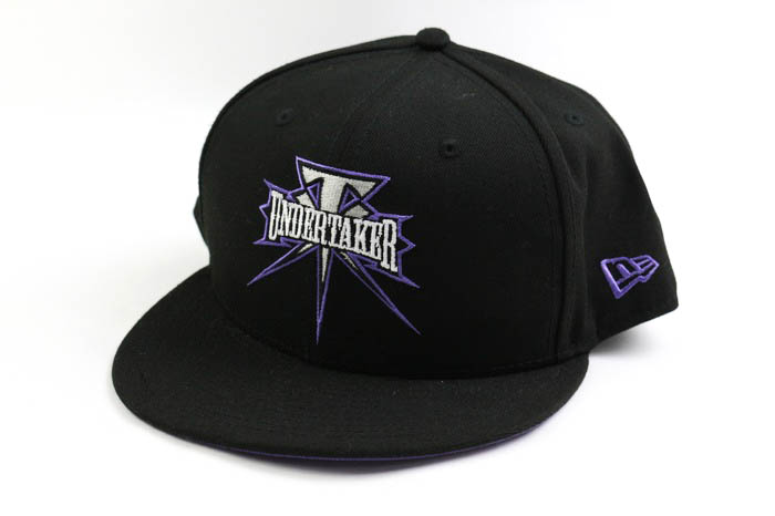 ニューエラ キャップ アンダーテイカー コラボ 59FIFTY WWE Undertaker 帽子 ブランド メンズ 8サイズ ブラック NEW ERA  【中古】｜NEW ERA｜店舗買取｜帽子＞キャップ｜USEDのアパレル通販サイト - SMASELL（スマセル）