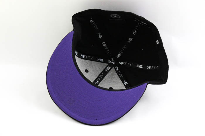 ニューエラ キャップ アンダーテイカー コラボ 59FIFTY WWE Undertaker 帽子 ブランド メンズ 8サイズ ブラック NEW ERA  【中古】｜NEW ERA｜店舗買取｜帽子＞キャップ｜USEDのアパレル通販サイト - SMASELL（スマセル）