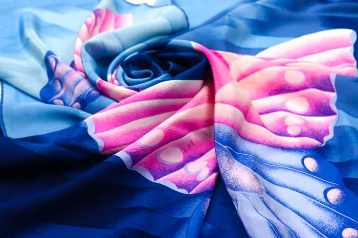 GUCCI ハンティング 狩猟 大判シルクスカーフ 新品 ケース付き