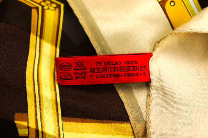 美品【絹シルク70%】ロベルタ ディ カメリーノ ジャケット 40サイズL 白 美品【絹シルク70%】ロベルタ ディ カメリーノ ジャケット 40