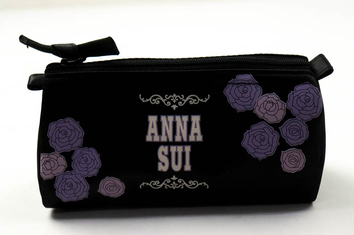 アナスイ ポーチ バラ柄 小物入れ ブランド レディース ブラック ANNA SUI 【中古】｜ANNA SUI｜店舗買取｜財布/小物＞ポーチ｜USEDのアパレル通販サイト  - SMASELL（スマセル）