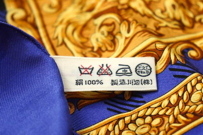 美品 HERMES フランス製 花柄系 幾何学模様 ブルー系 総柄 HERMES エルメス ネクタイ 花柄 フラワー シルク100% フランス製