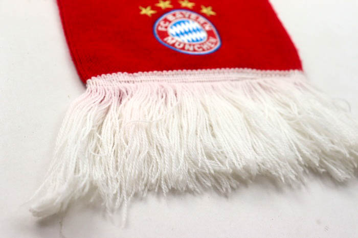 FCバイエルンミュンヘン マフラー タオルマフラー スポーツ ブランド メンズ レッド FC BAYERN MUNHEN 【中古】｜FC BAYERN  MUNHEN｜店舗買取｜ファッション雑貨＞マフラー｜USEDのアパレル通販サイト - SMASELL（スマセル）