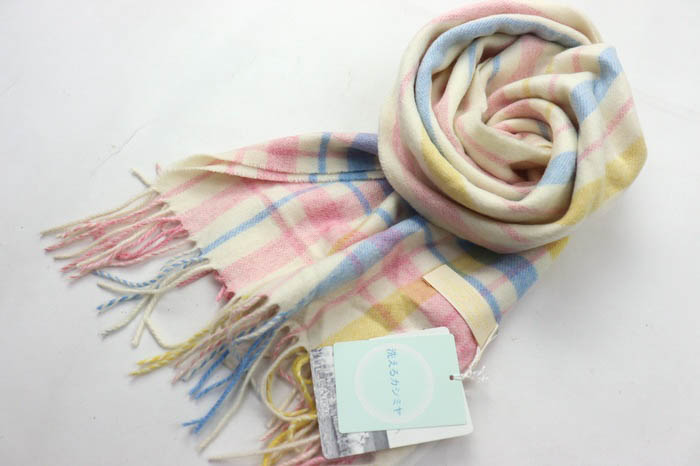 オーロラ マフラー 未使用 カシミヤ チェック柄 ブランド