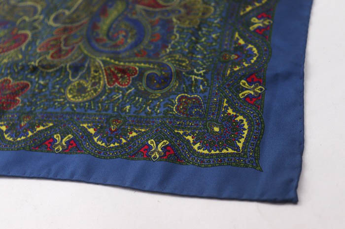 ETRO エトロ　タオルケット　ブルー　ペイズリー Yahoo!オークション -「etro タオルケット」の落札相場・落札価格