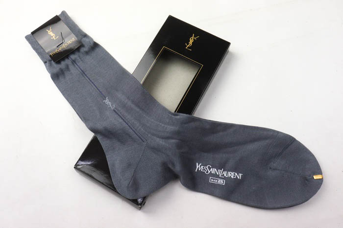 イヴ・サンローラン 靴下 6点セット 未使用 クルーソックス 25cm ブランド まとめて 大量 メンズ YVES SAINT LAURENT  【中古】｜YVES SAINT LAURENT｜店舗買取｜財布/小物＞その他小物｜USEDのアパレル通販サイト - SMASELL（スマセル）