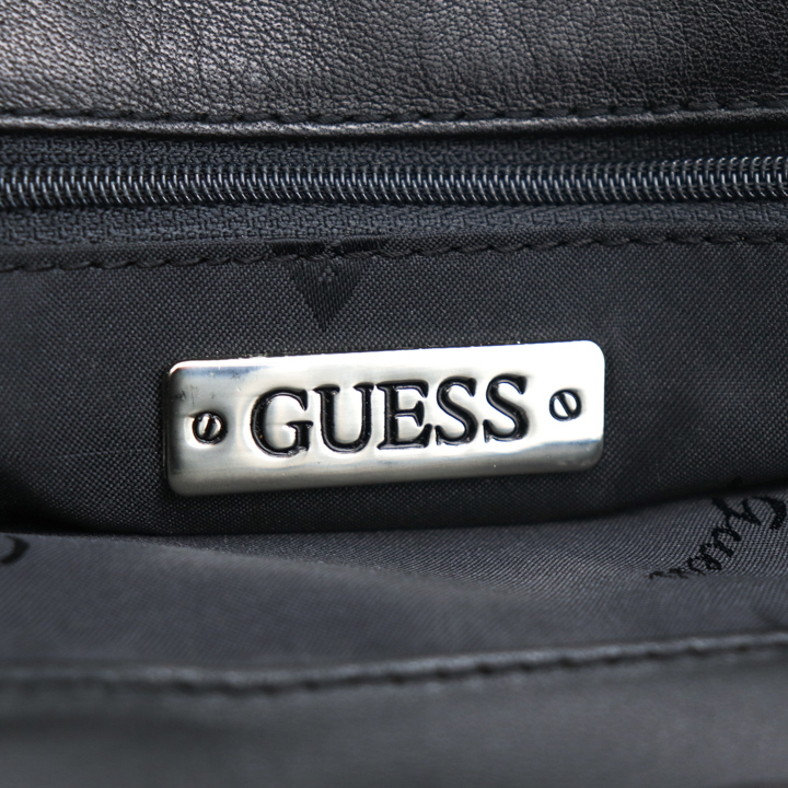 guess 黒　バッグ