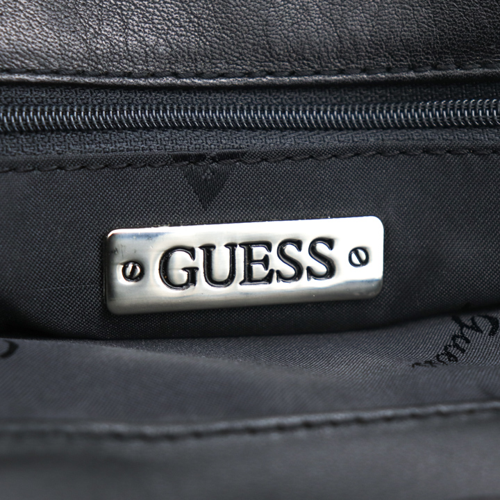 guess リュック　バッグ　ブラック