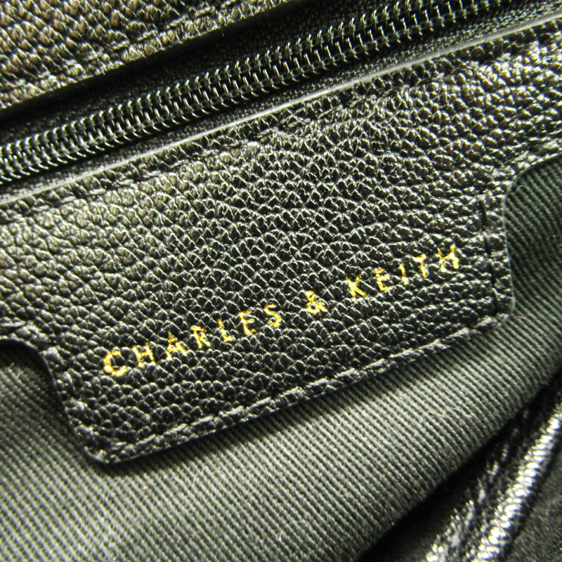 【極美品】CHARLES&KEITH ハンドバッグ 2way フォーマル 黒 ダブルハンドル スラウチーバッグ - ブラック | CHARLES & KEITH