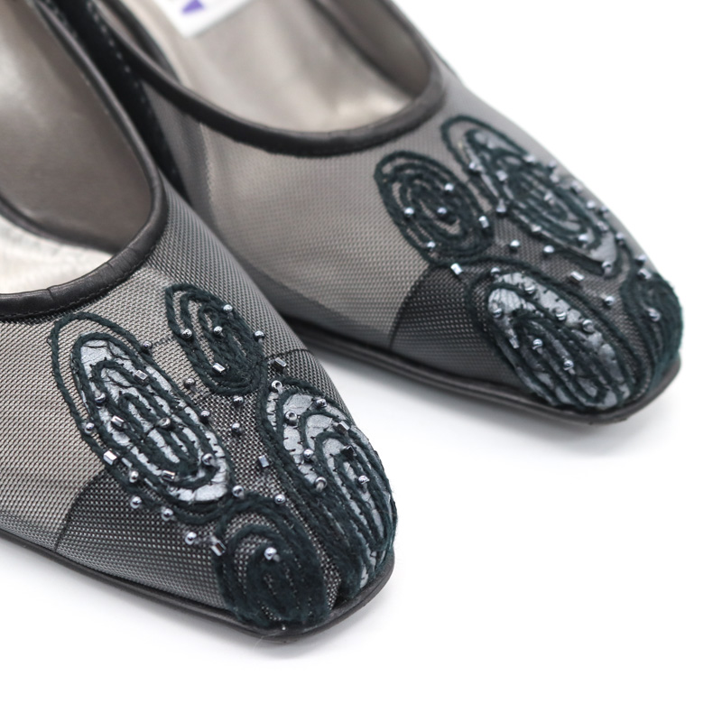 クロードモネ パンプス メッシュ ビーズ刺繍 デザインパンプス シューズ 婦人靴 レディース 35サイズ ブラック CLAUDE MONET 【中古】