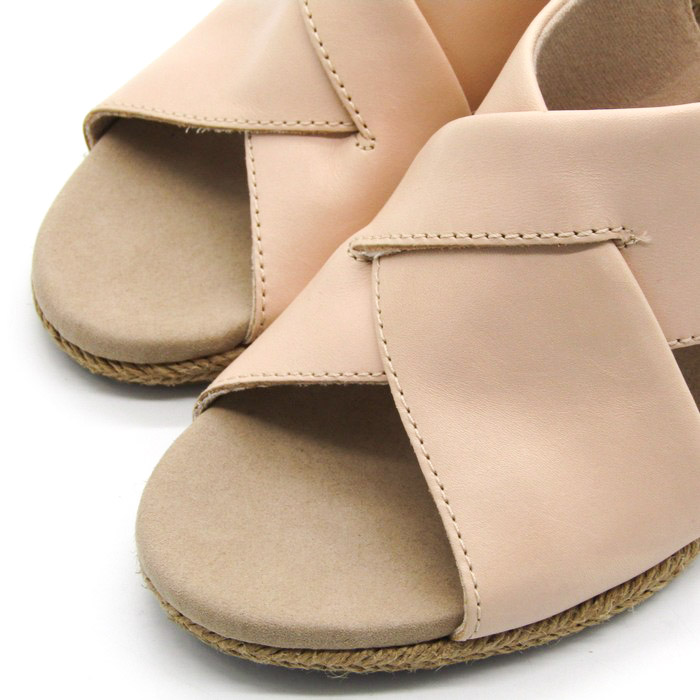 期限定 Clarks ウエッジ ストラップ サンダル ベージュ 軽量 コレクションバイクラークス サンダル オープントゥ ウェッジ