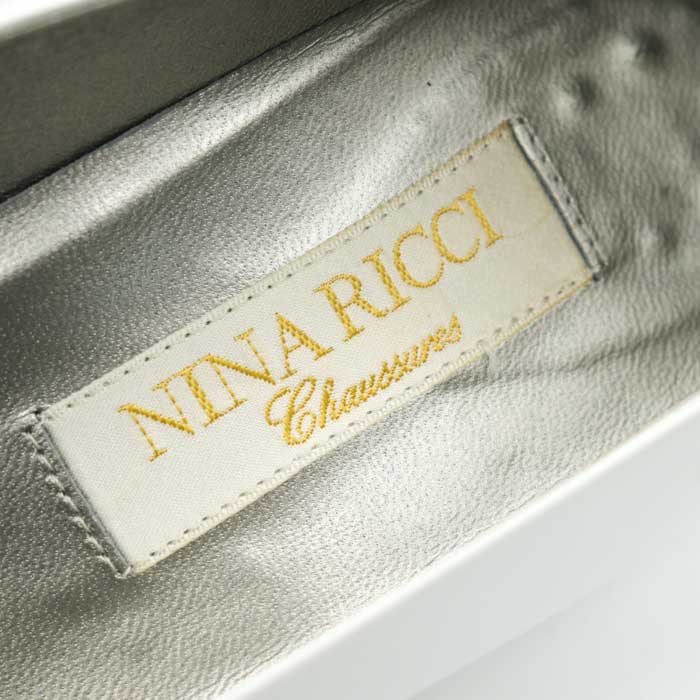ニナリッチ プレーンパンプス ハイヒール フォーマル 日本製 ブランド シューズ 靴 白 レディース 37サイズ ホワイト NINA RICCI  【中古】